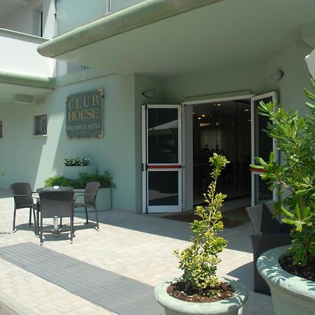 Residence Hotel Club House Cattolica Exterior photo