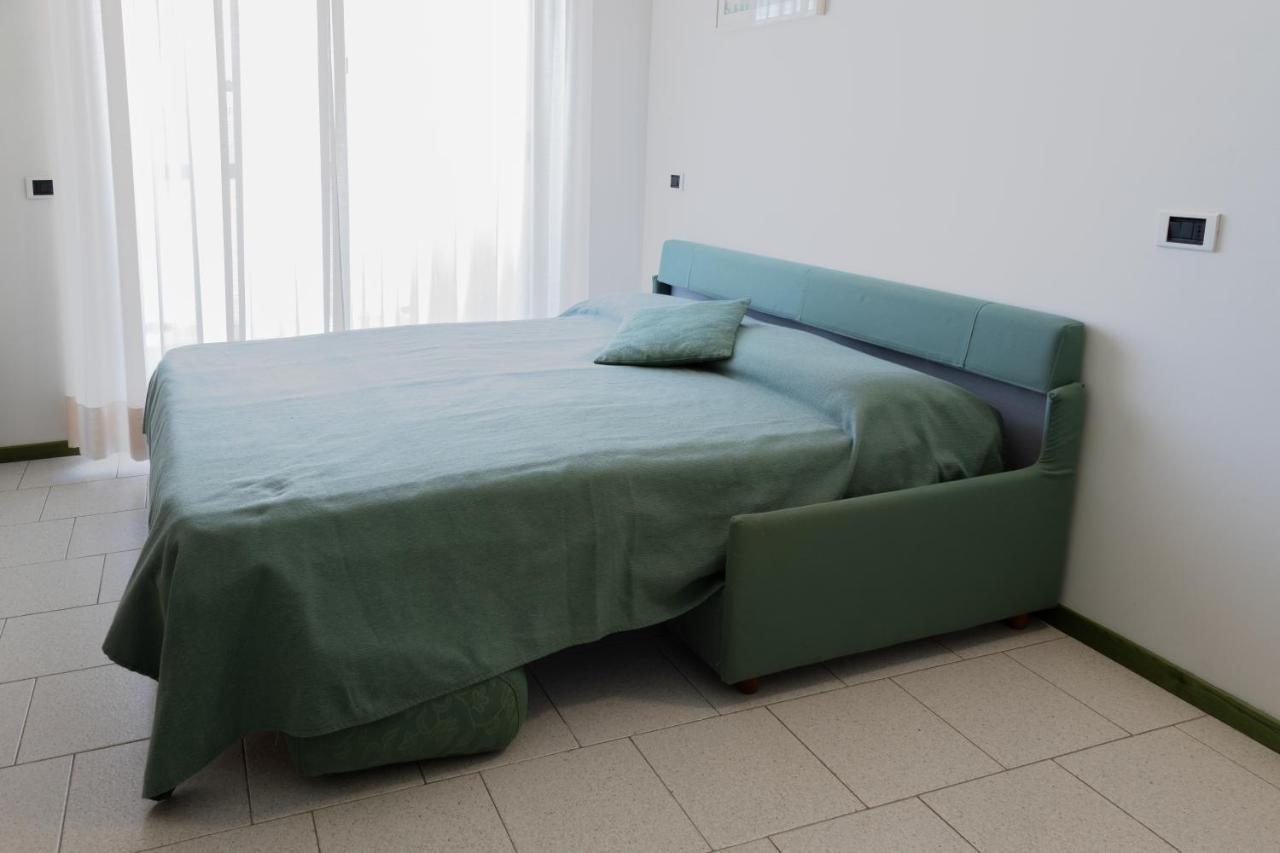 Residence Hotel Club House Cattolica Exterior photo