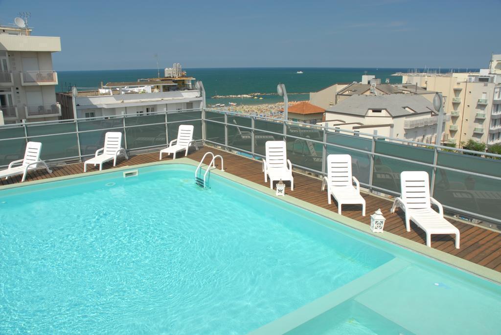 Residence Hotel Club House Cattolica Exterior photo