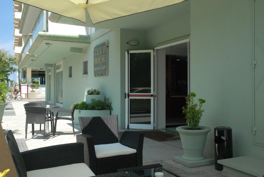 Residence Hotel Club House Cattolica Exterior photo