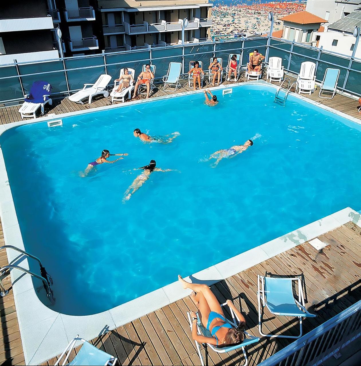 Residence Hotel Club House Cattolica Exterior photo